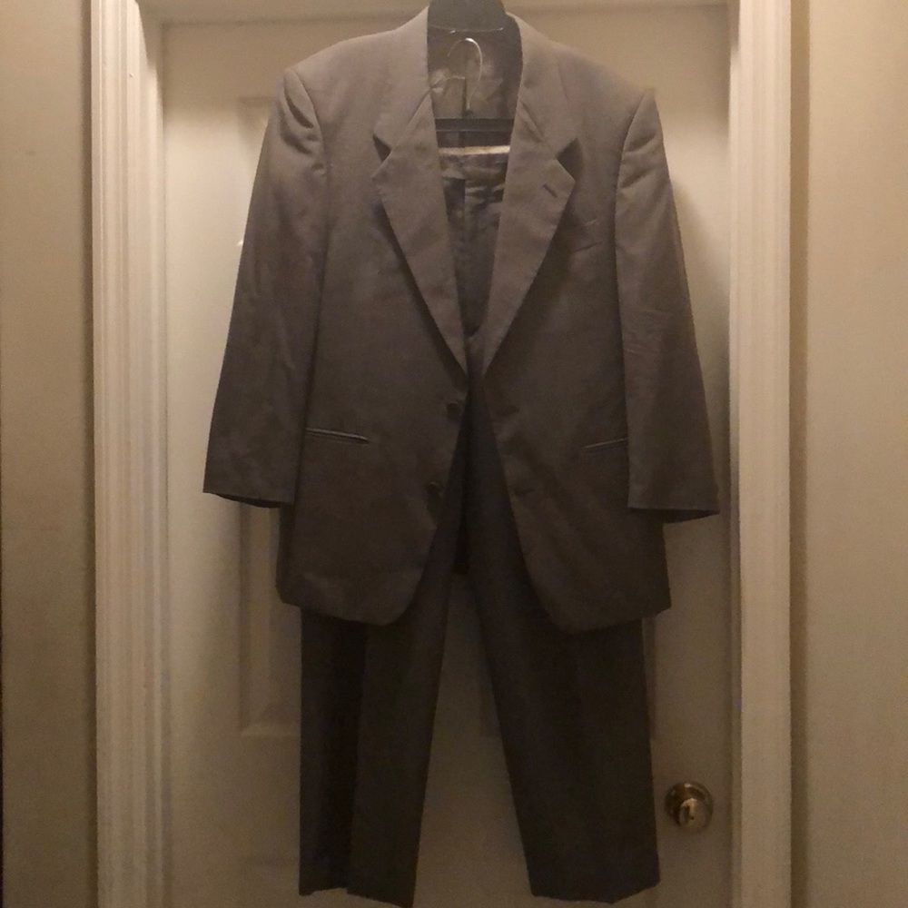 Yvesaintlaurent Men’s Suit
